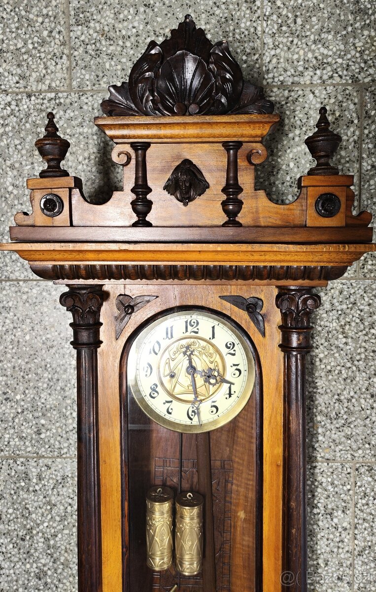 luxusní bohatě zdobené vyřezávané dvouzávažové hodiny - 3