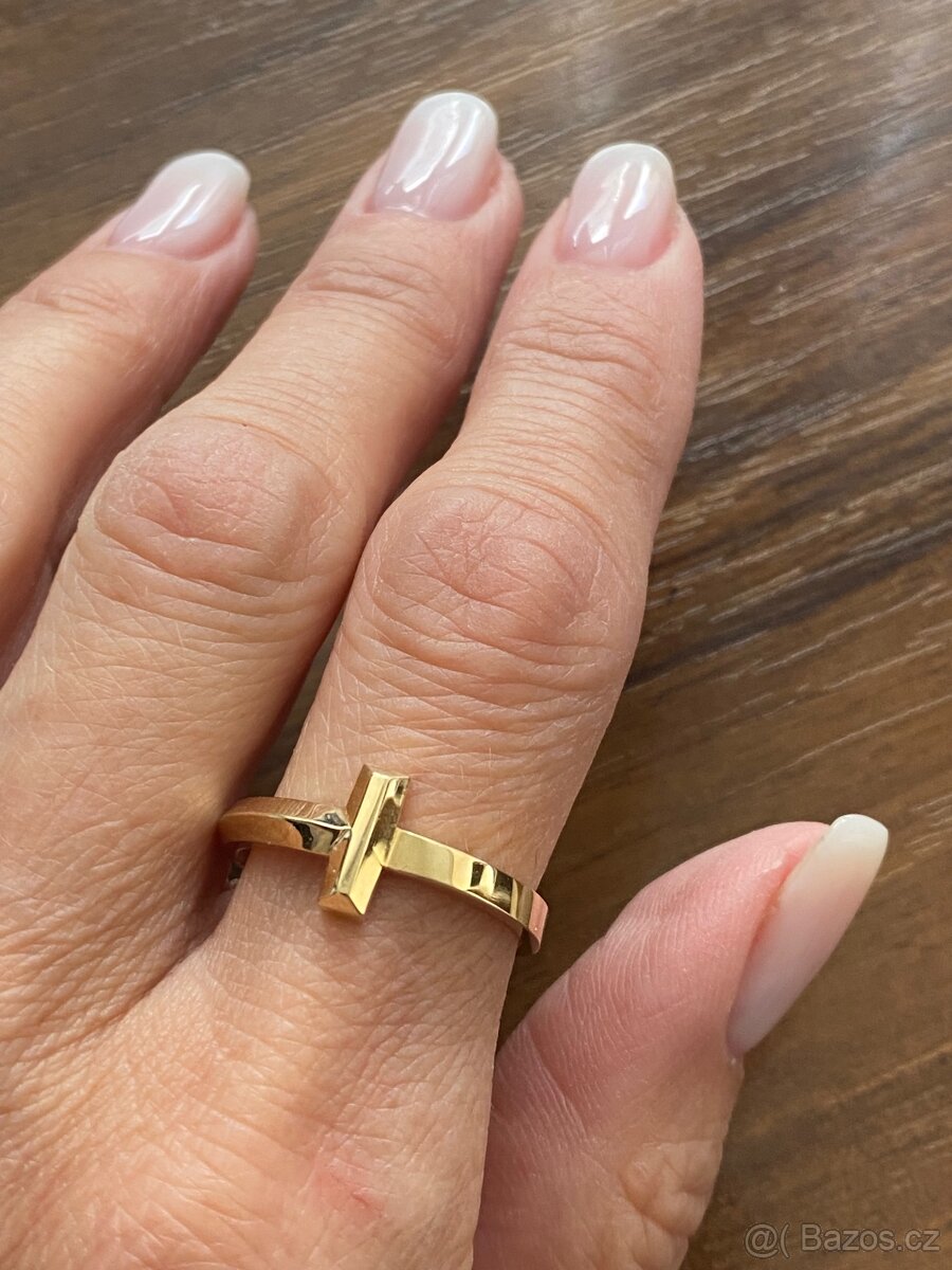 Zlatý dámský prsten - 3
