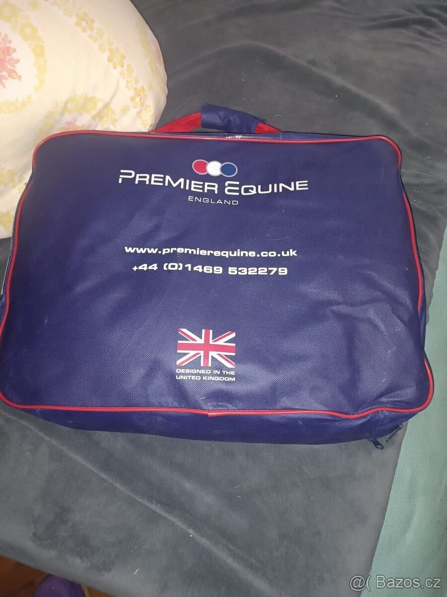 VŠE MUSÍ PRYČ - 3