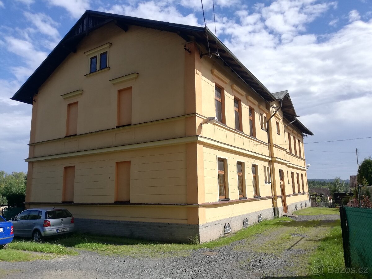 Lužná u Rakovníka - družstevní byt 3+1 - 3