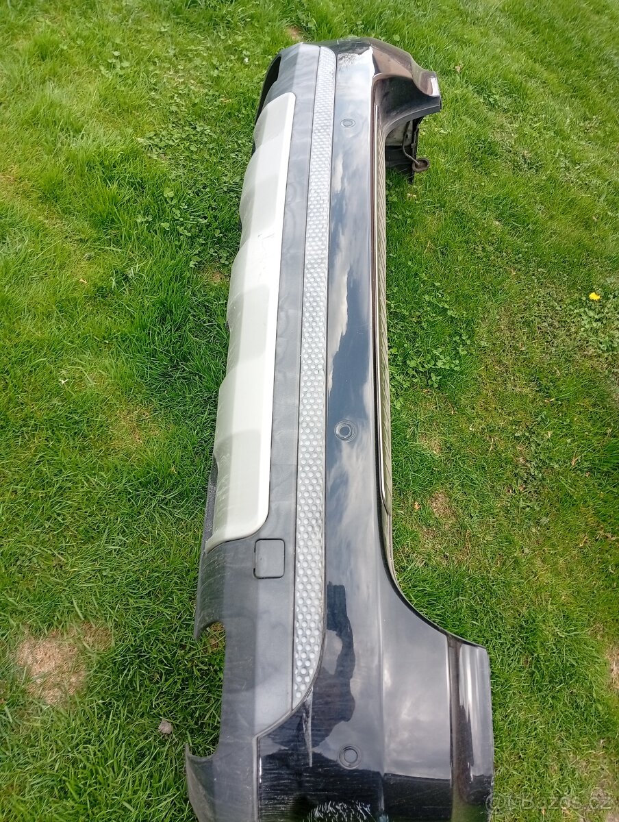 MERCEDES BENZ ML W164 ZADNÍ NÁRAZNÍK PĚKNÝ VČ. PAR. ČIDEL - 3