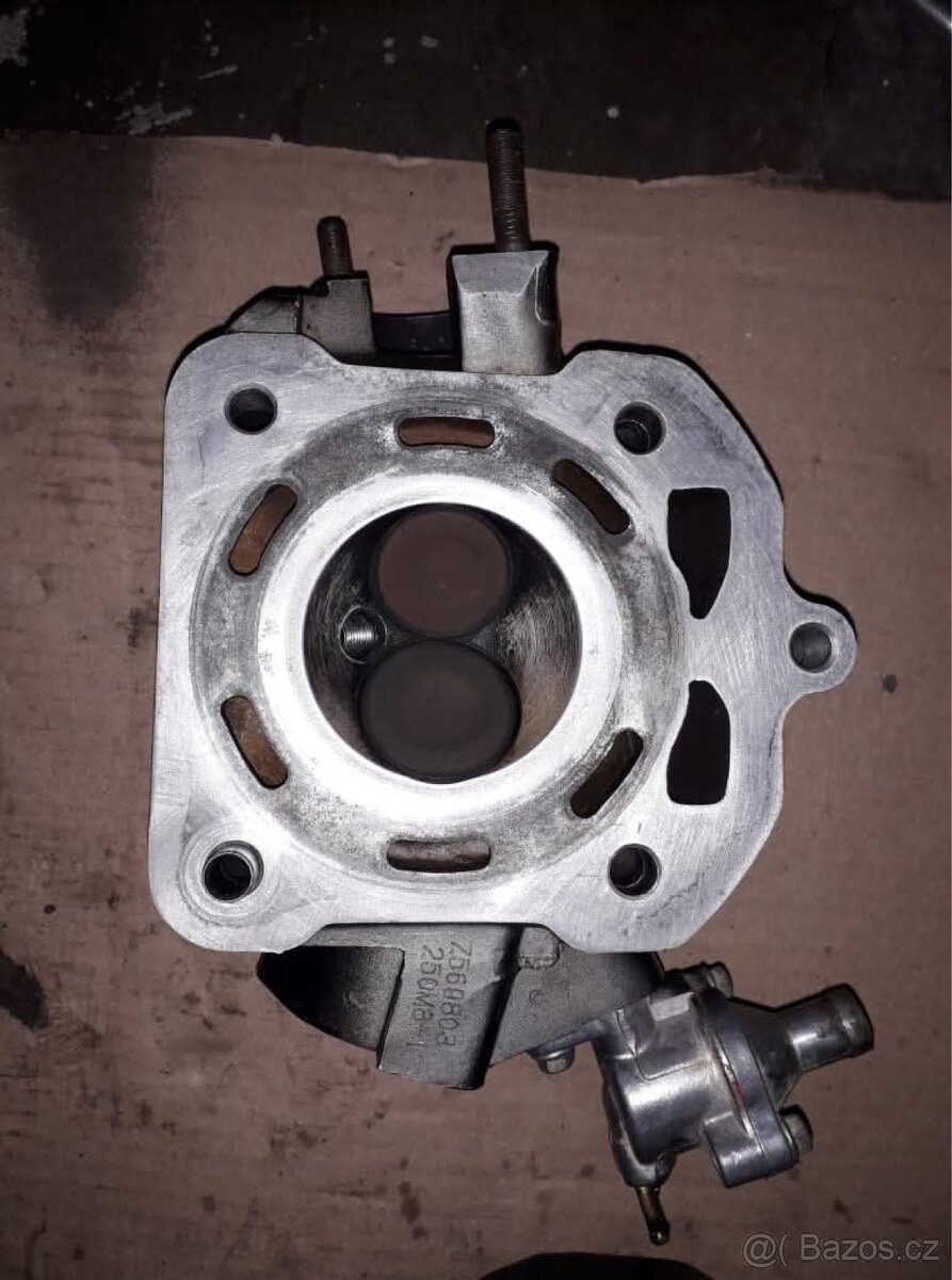 Shineray 250 stixe hlava - 3