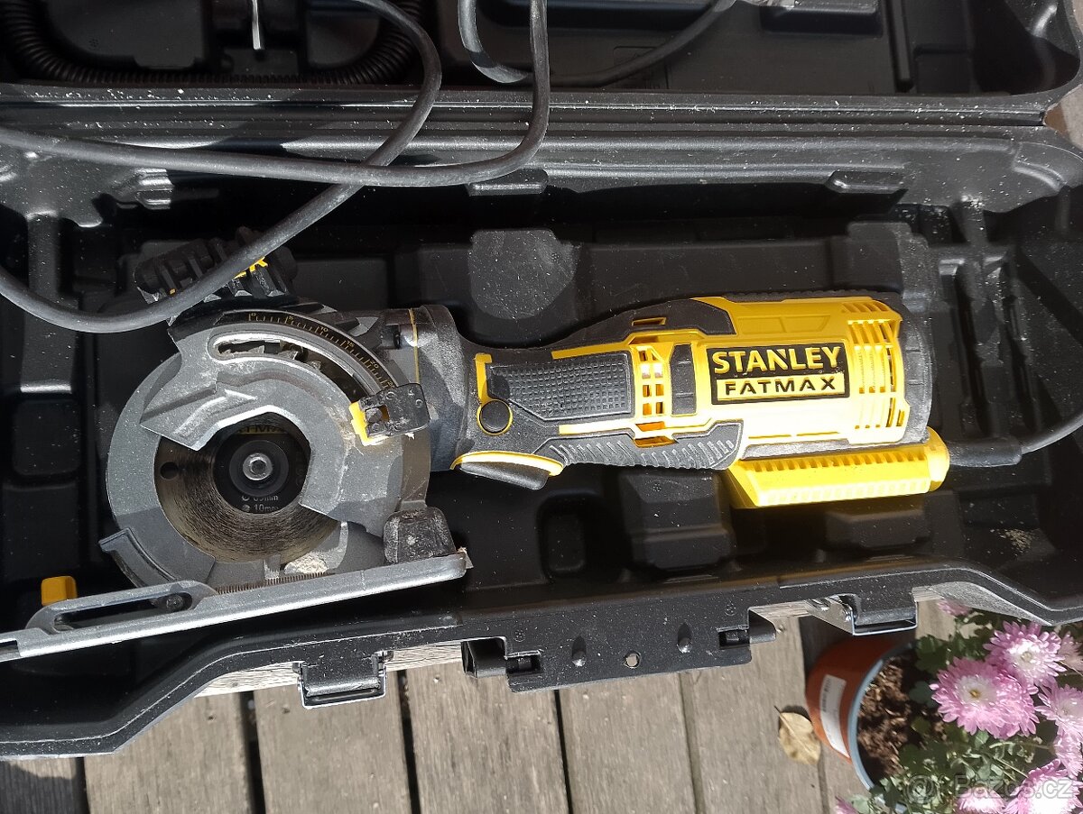 Pila zanořovací Stanley - 3