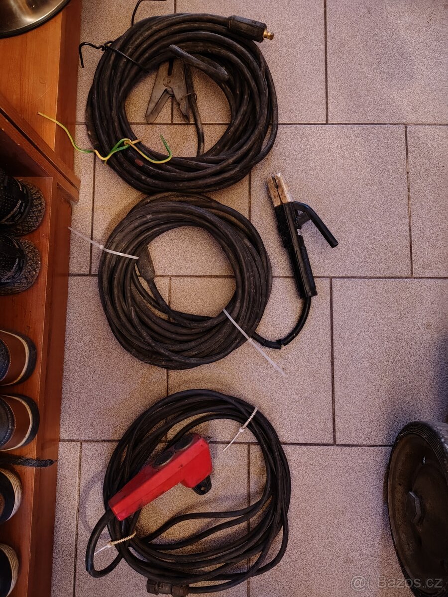 Svářečka Uta a profes bruska Perles - 3