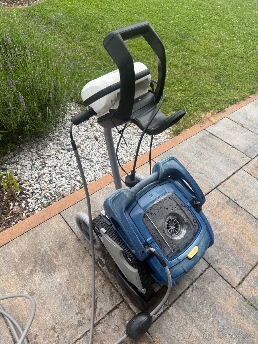 Roboticky vysavac Zodiac CyklonX 4100 - 3