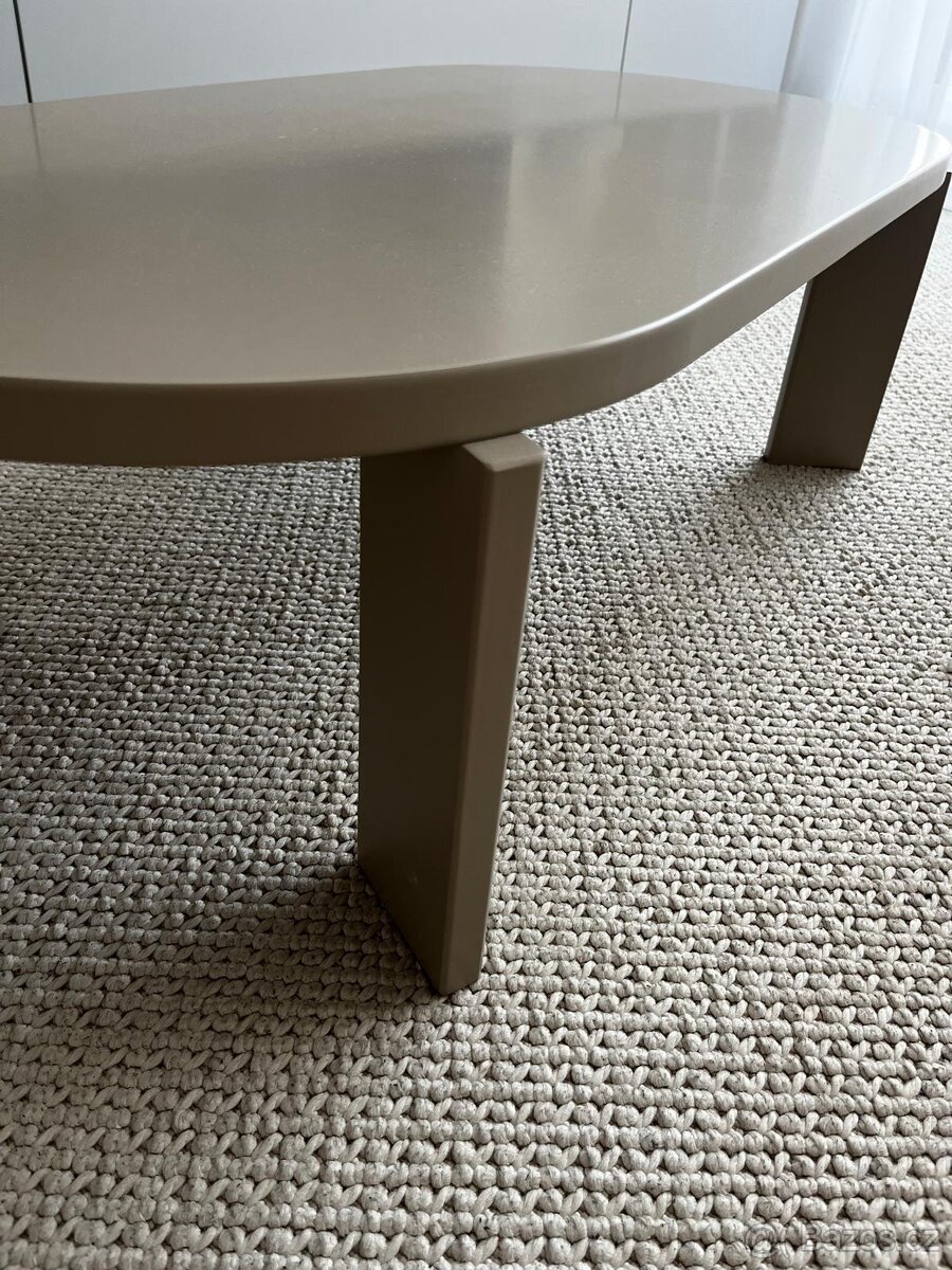 Prodám stolek H&M jako nový - 3