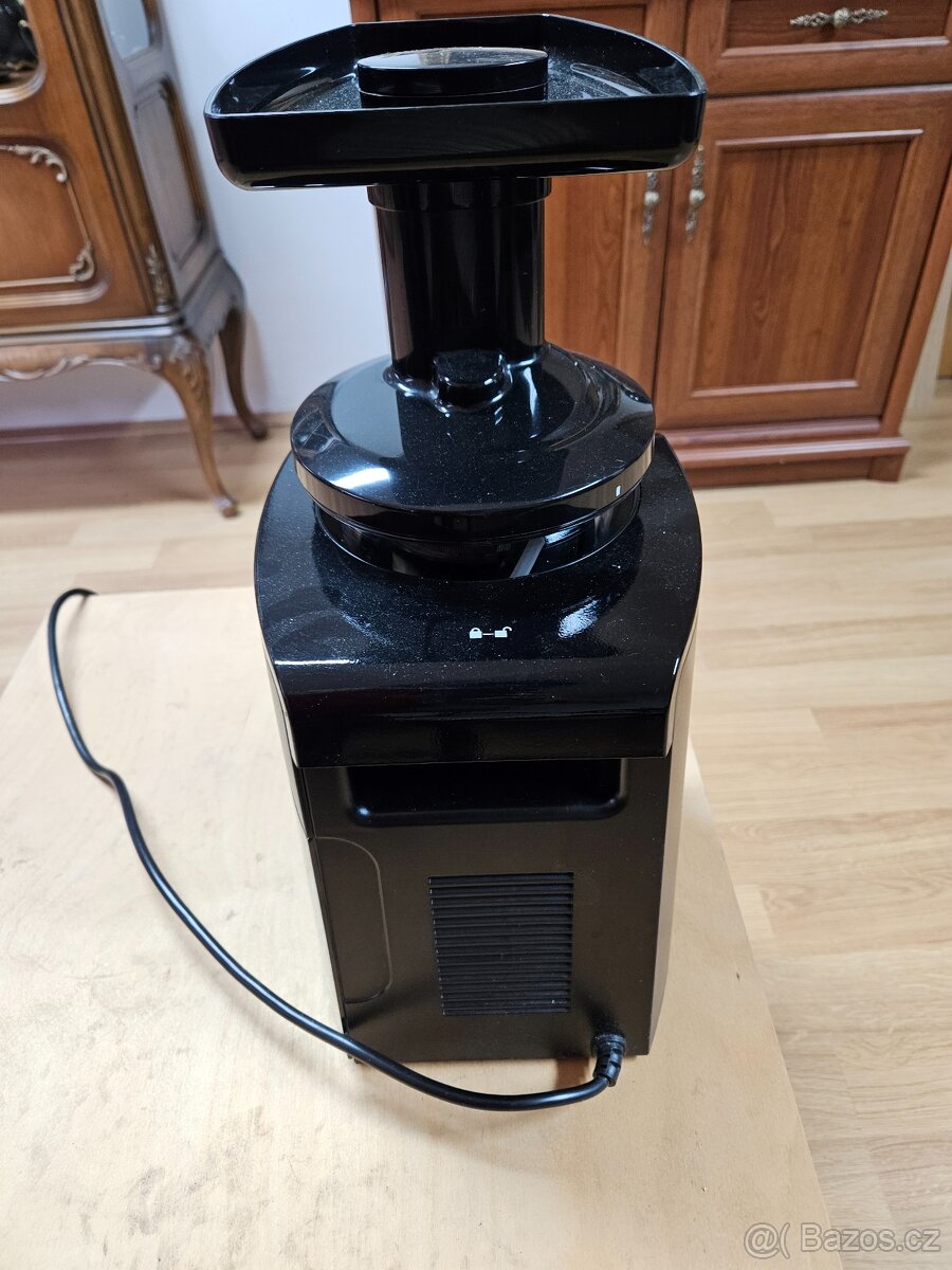 Elektrický lis na ovoce a zeleninu - 3