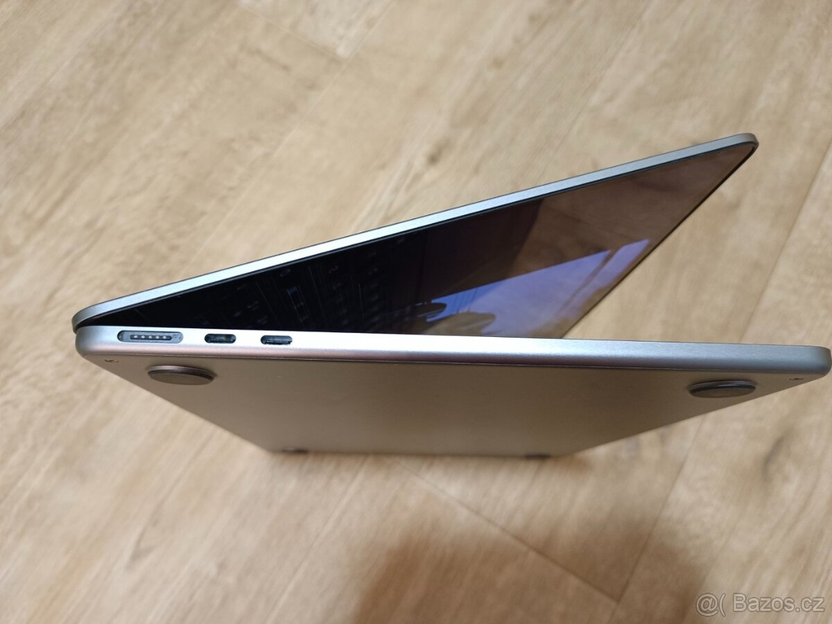 Apple A2681, procesor M2, 8GB, 256GB SSD, rozbitý displej - 3