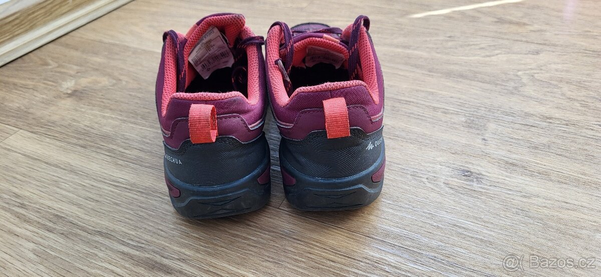 Turistické boty Quechua vel. 35 - 3