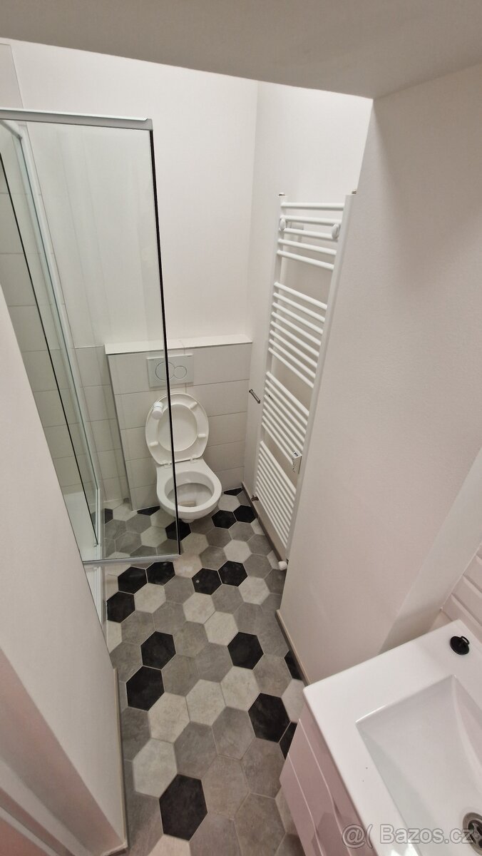 Pronajmu byt 1kk, 23m2, cihla, centrum České Lípy - 3