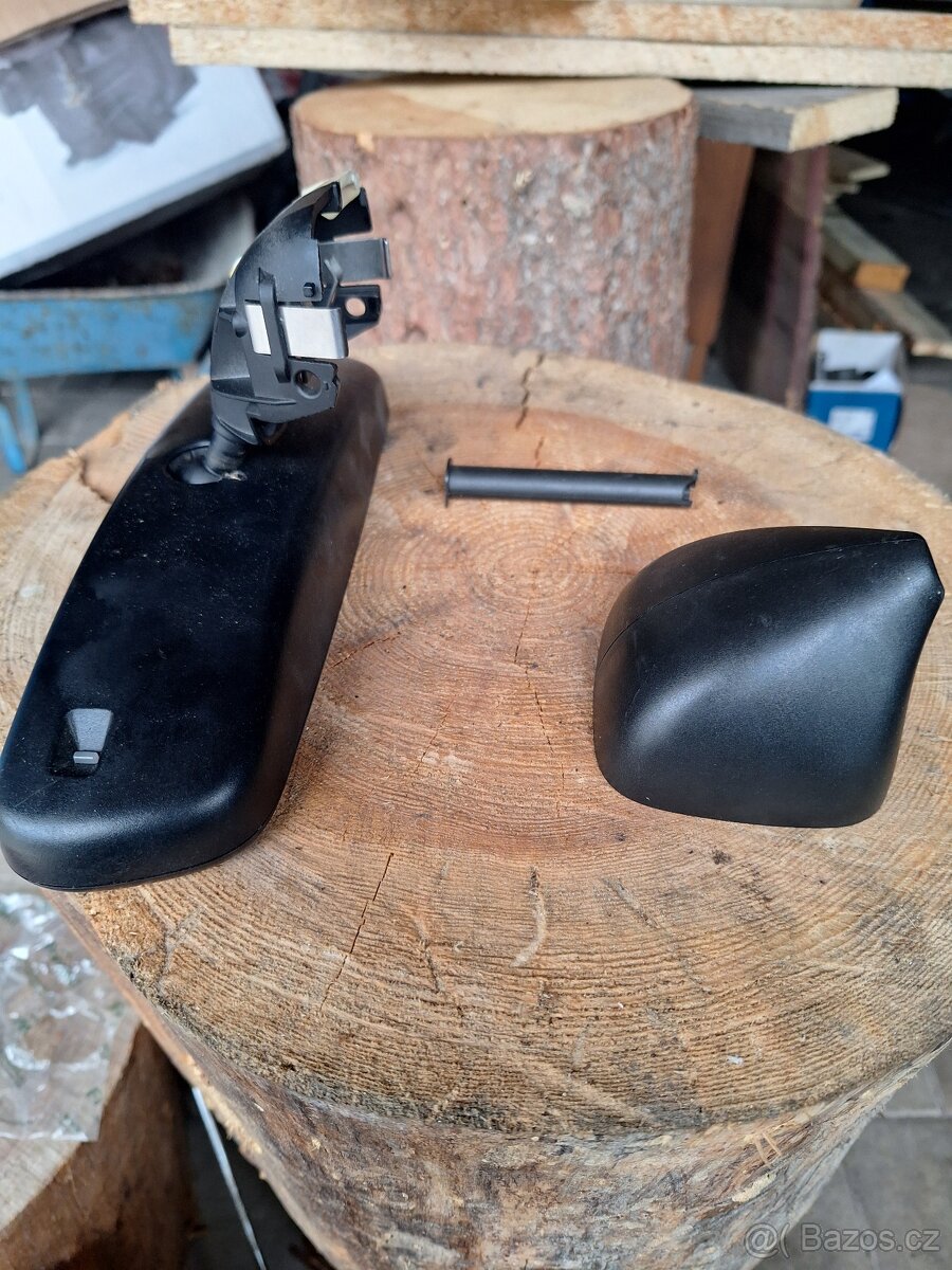 Zpětné zrcátko octavia 2 - 3