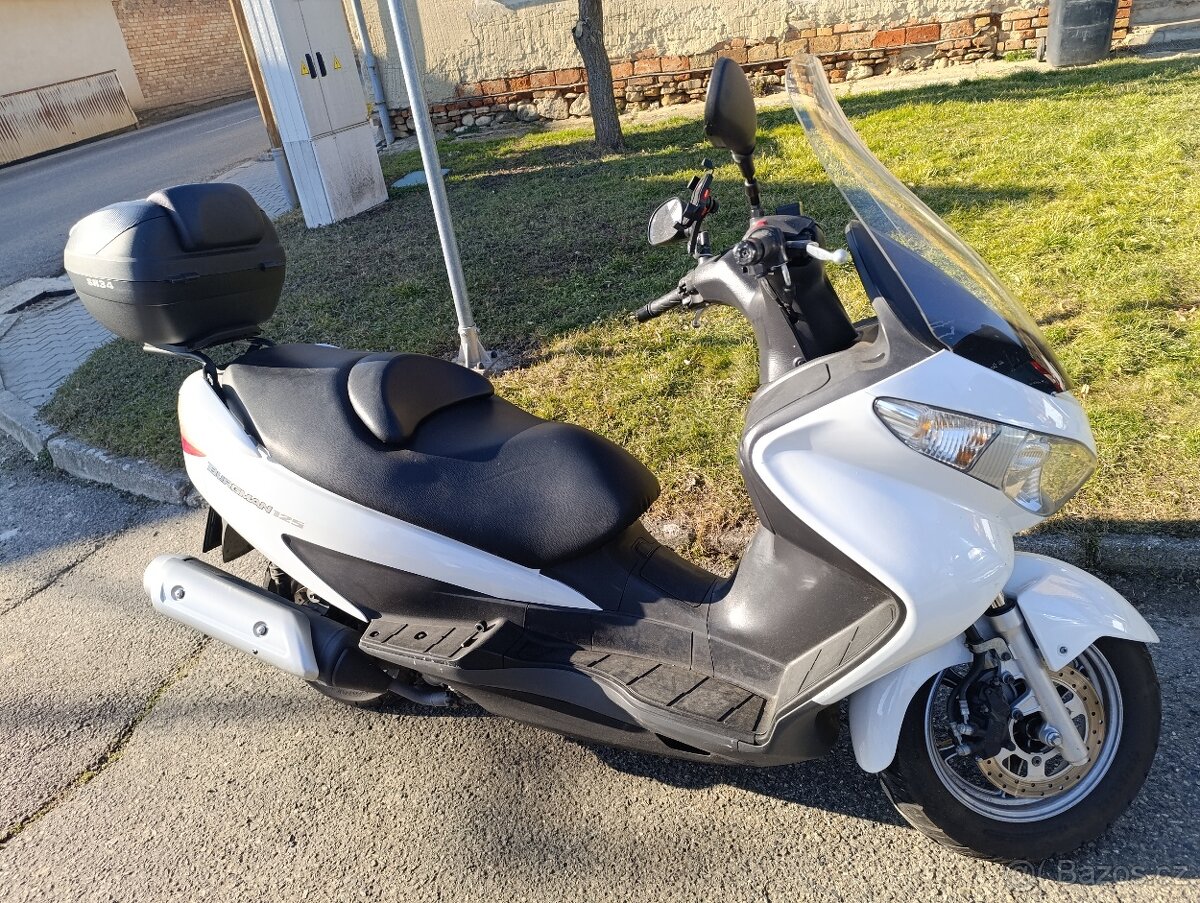 Suzuki Burgman 125 - 3