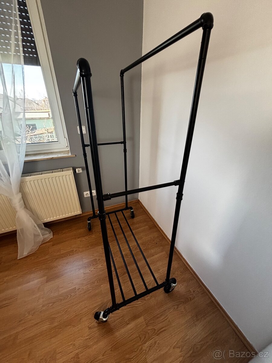 Stojan na oblečení - 3