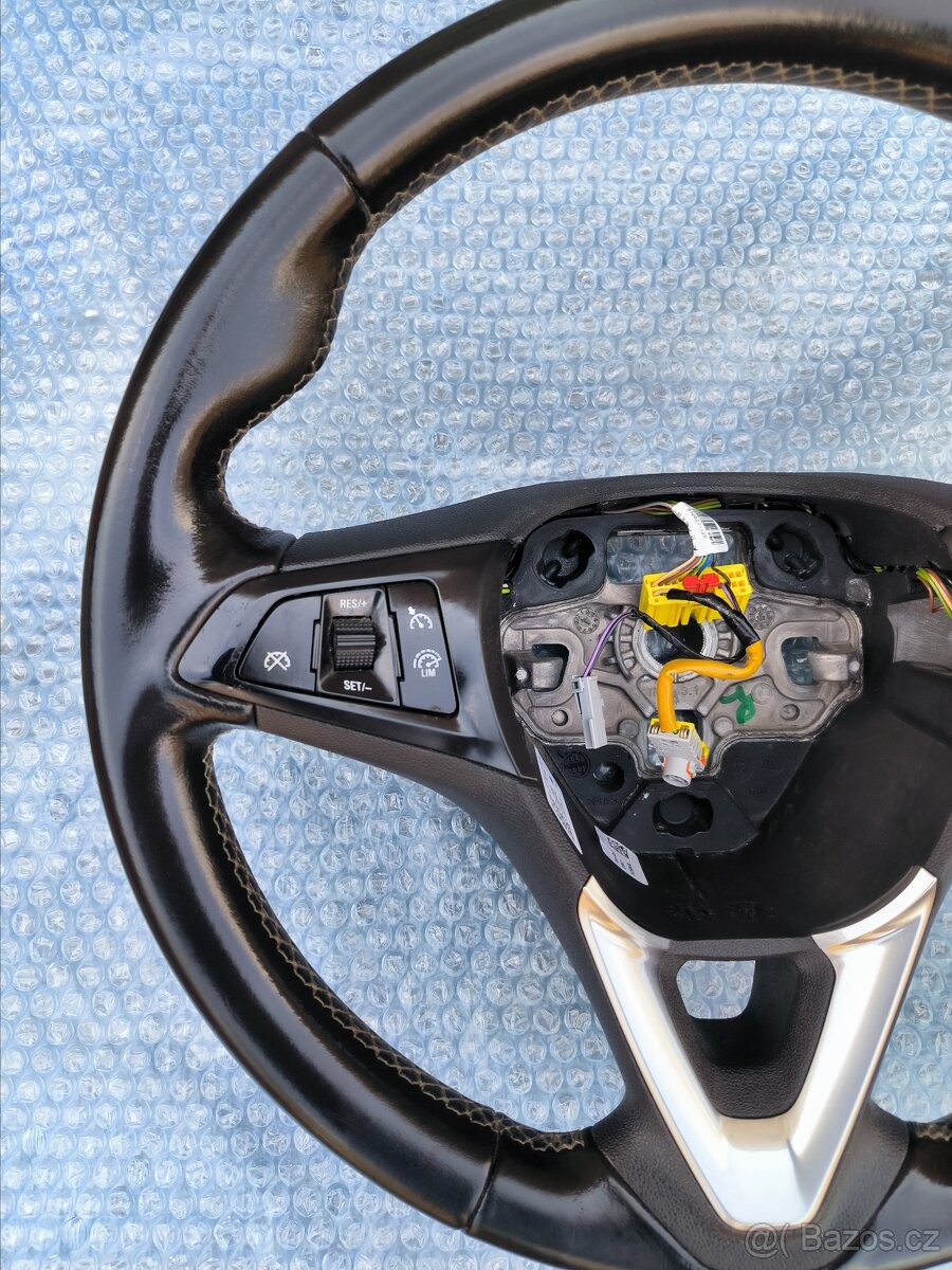 Volant Opel Astra K kožený - 3