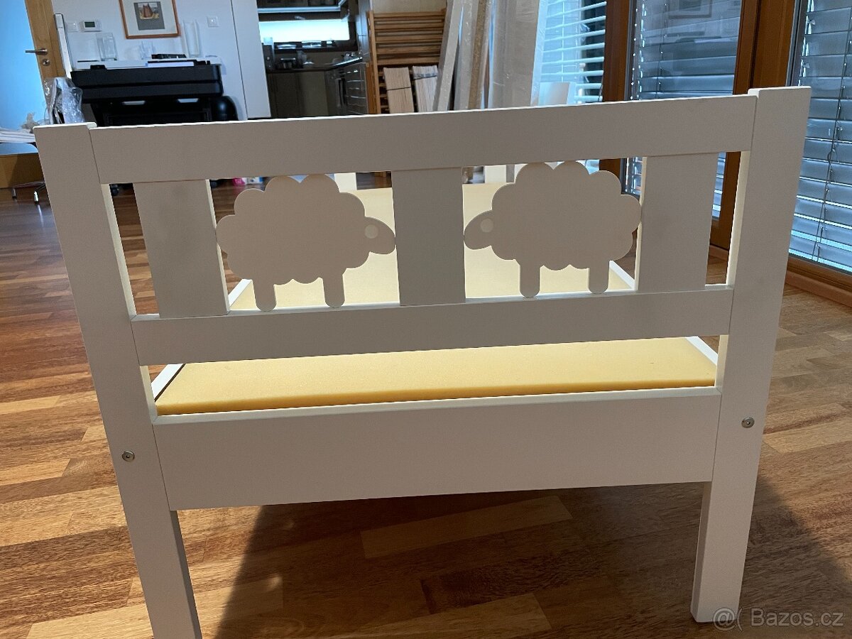 Prodám dětskou dřevěnou postýlku IKEA - 3