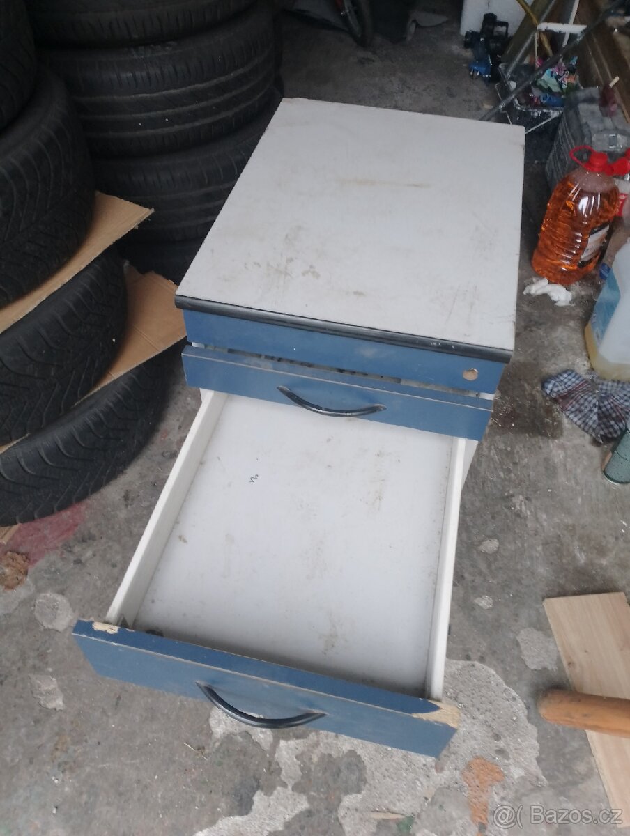 Šuplikova skříňka - 3