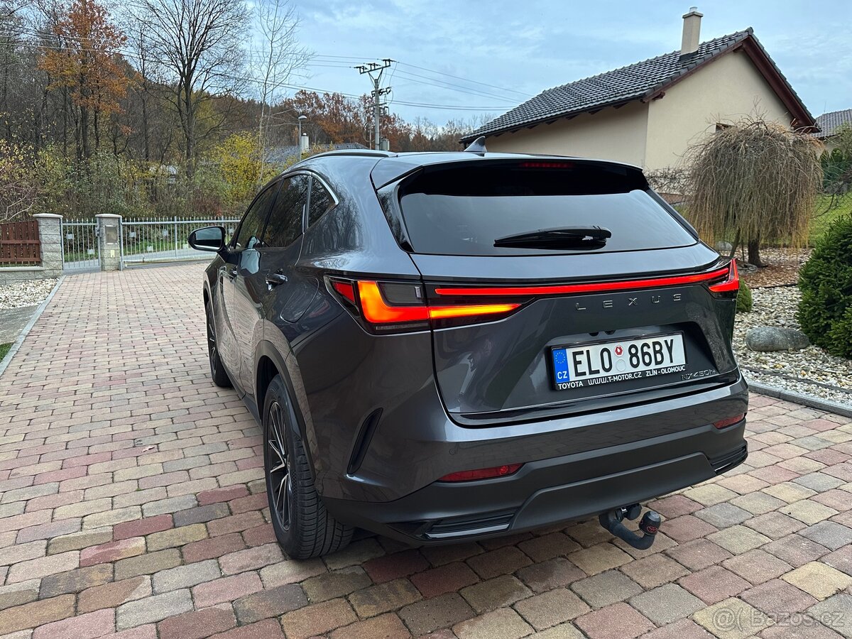 LEXUS NX 450h+ Executive (zár.10 let na plug-in) - 3