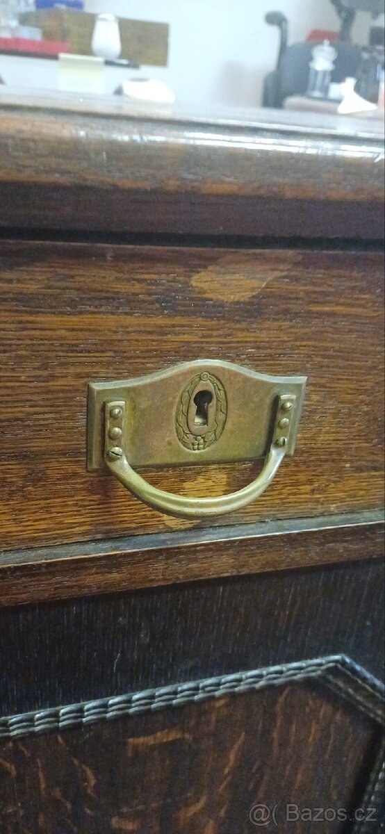Rustikalní skříňka - 3