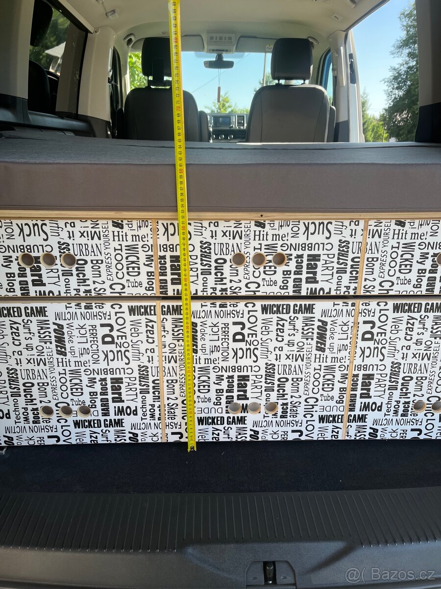 Obytná vestavba VW Multivan, Caravelle, Transportér T5, T6 - 3