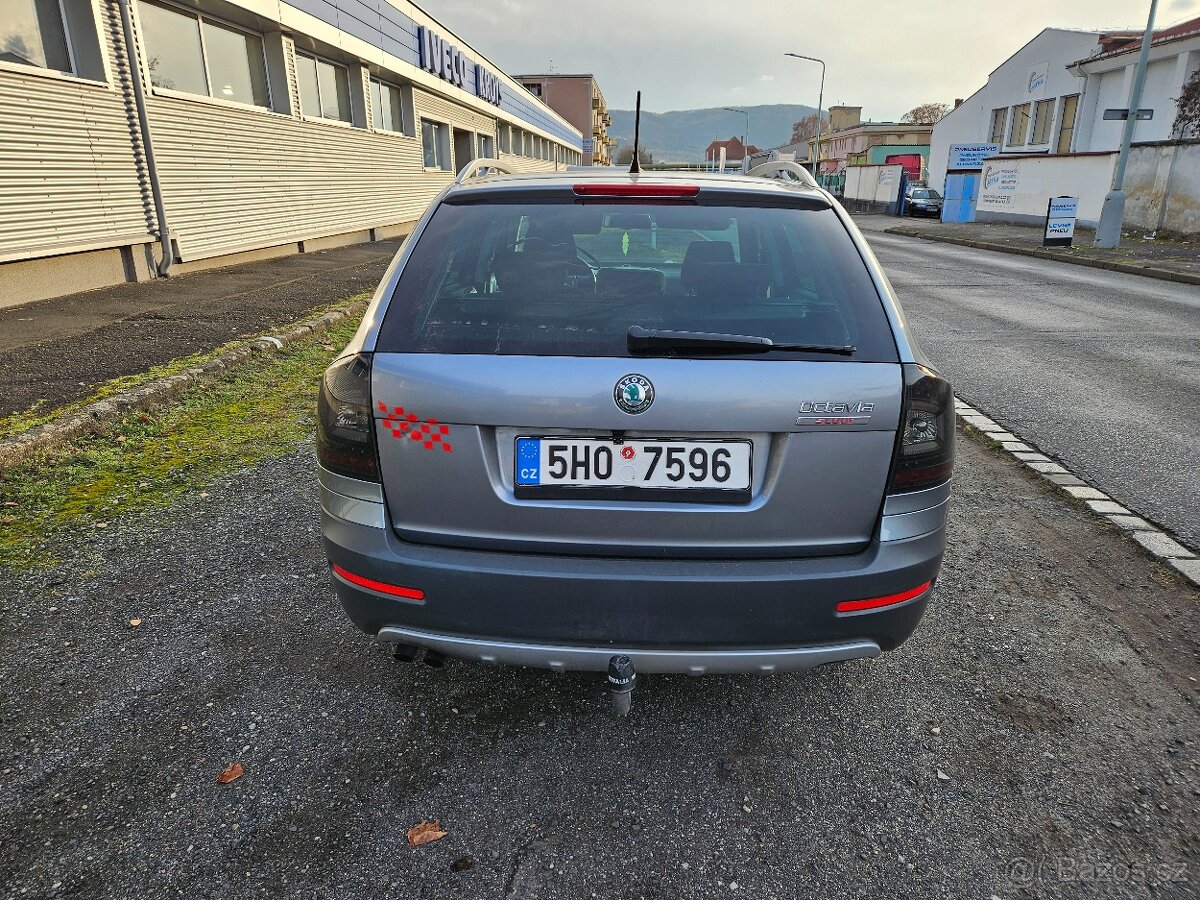 ŠKODA OCTAVIA SCOUT 2,0 TDI 103 Kw, 4x4 - 3