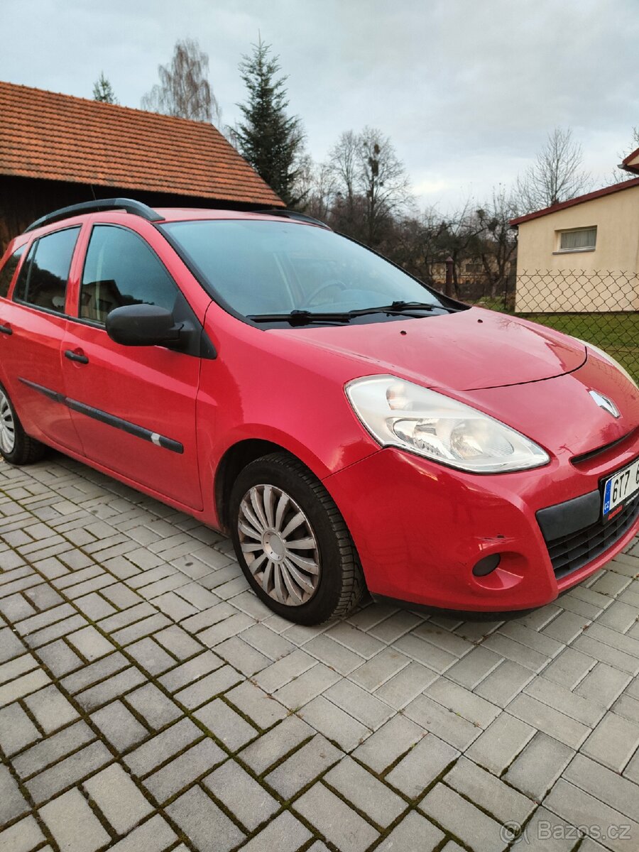 Prodám Renault Clio kombi - 3