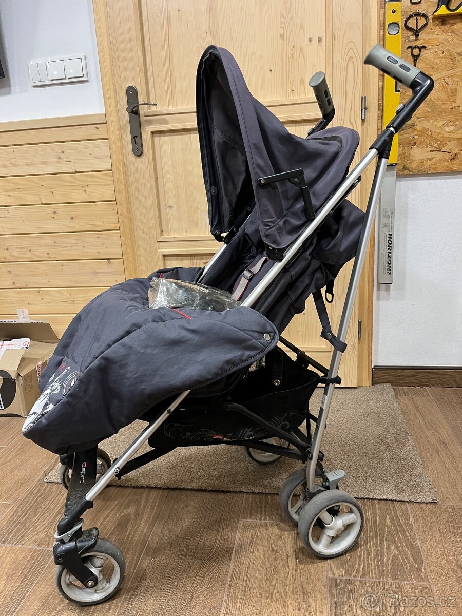 Daruji golfový kočárek - 3