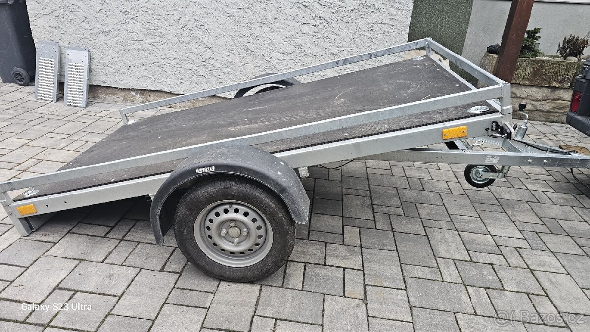 SKLÁPĚCÍ VLEK NA MOTORKY - 3