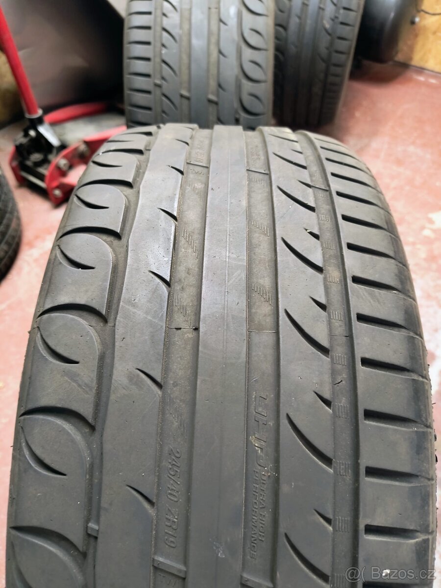 Kormoran letní 245/40 r19 - 3