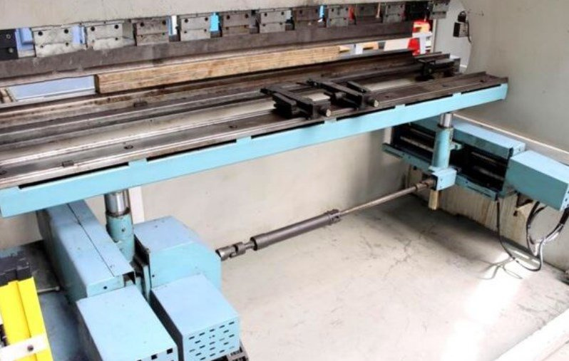 Lisy - ohraňovací AP 3100x200 - 3