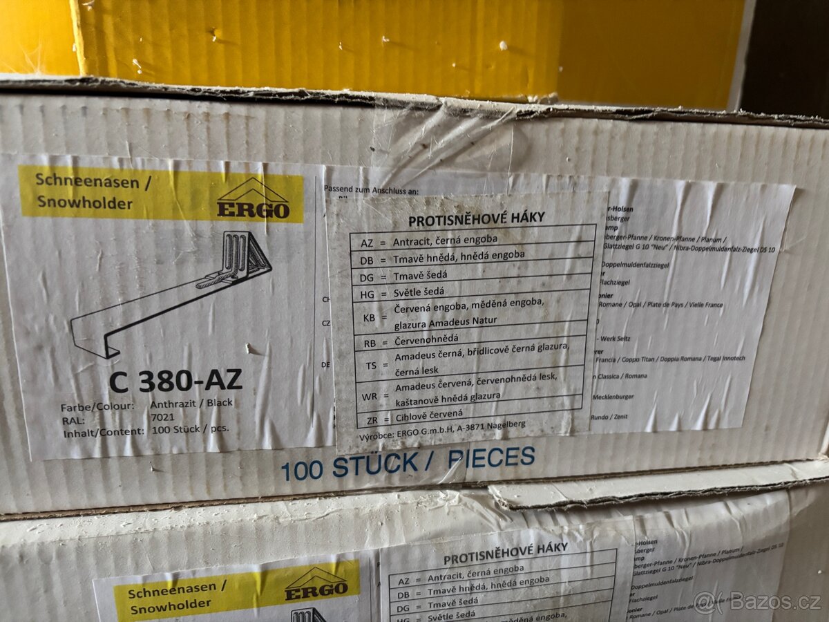 Zbytky materiálu ze stavby - 3