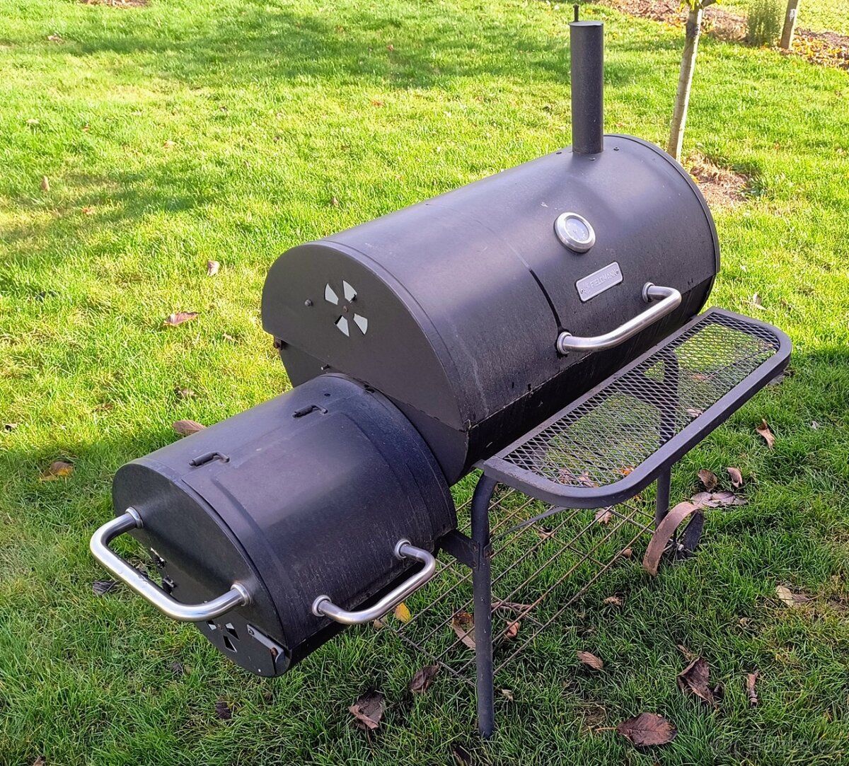 Gril na dřevěné uhlí - 3