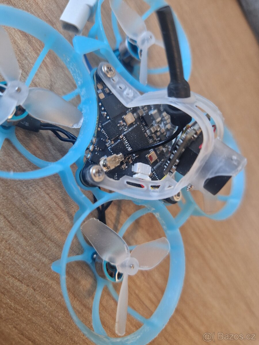 Fpv dron air65 freestyle - 3