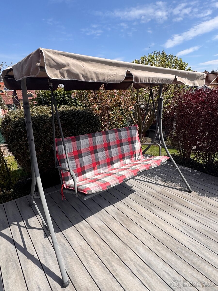 Zahradní houpačka - 3