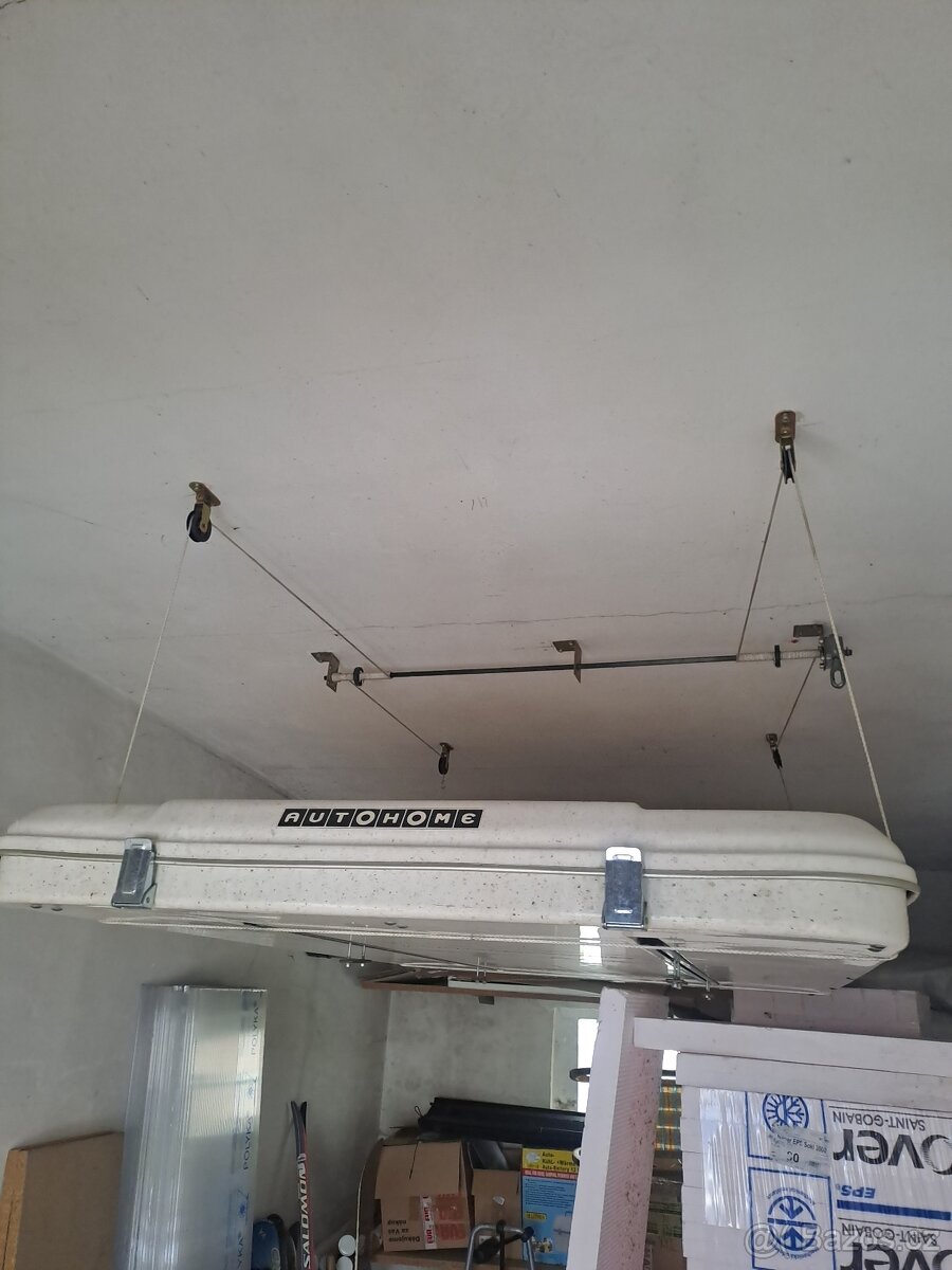 Střešní autostan - 3