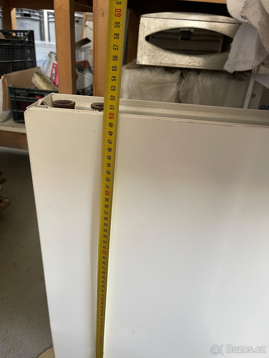 radiátor 2m dlouhý, nízký - 3