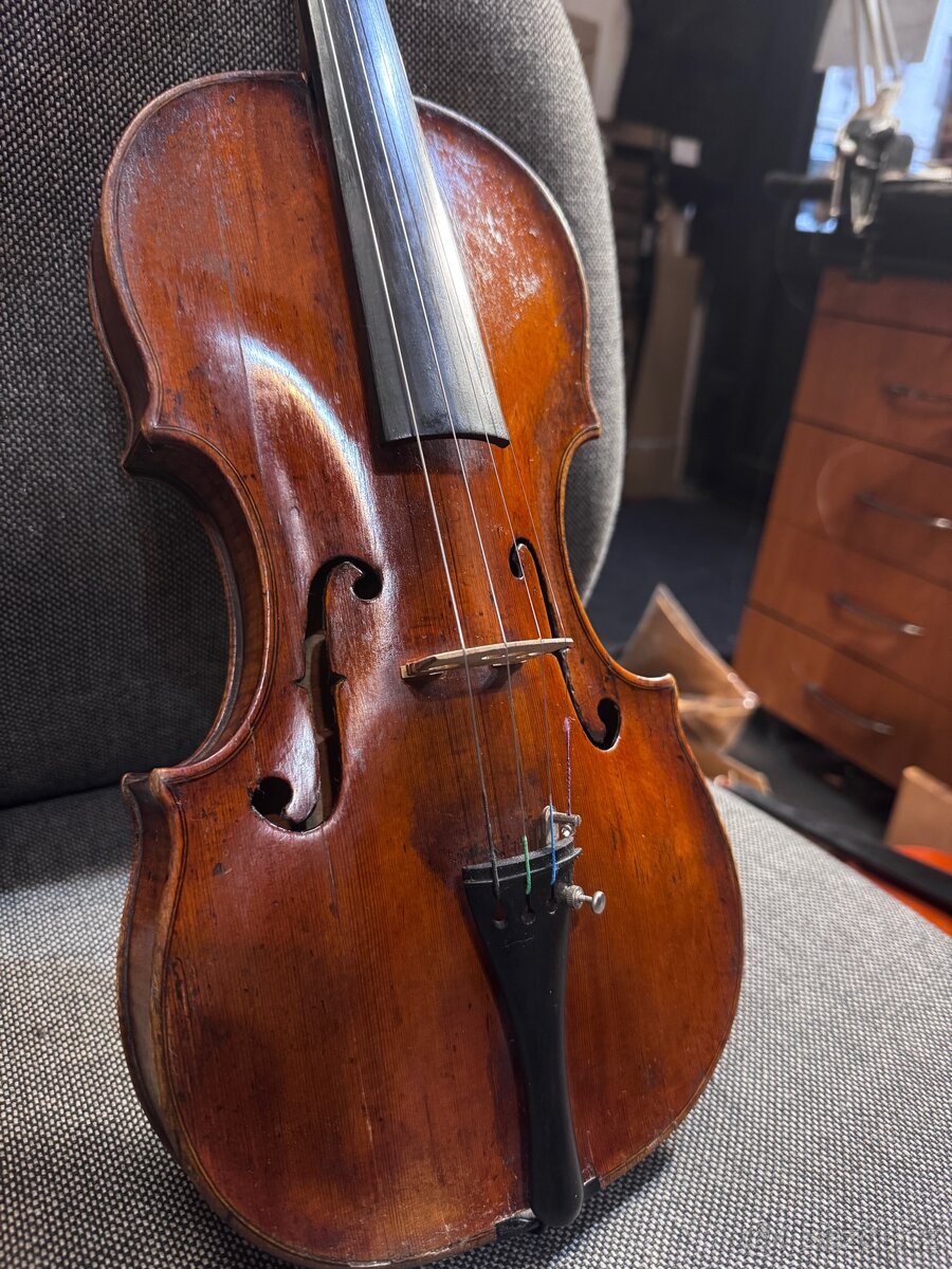 Prodám staré housle 4/4 Schönbach - 3