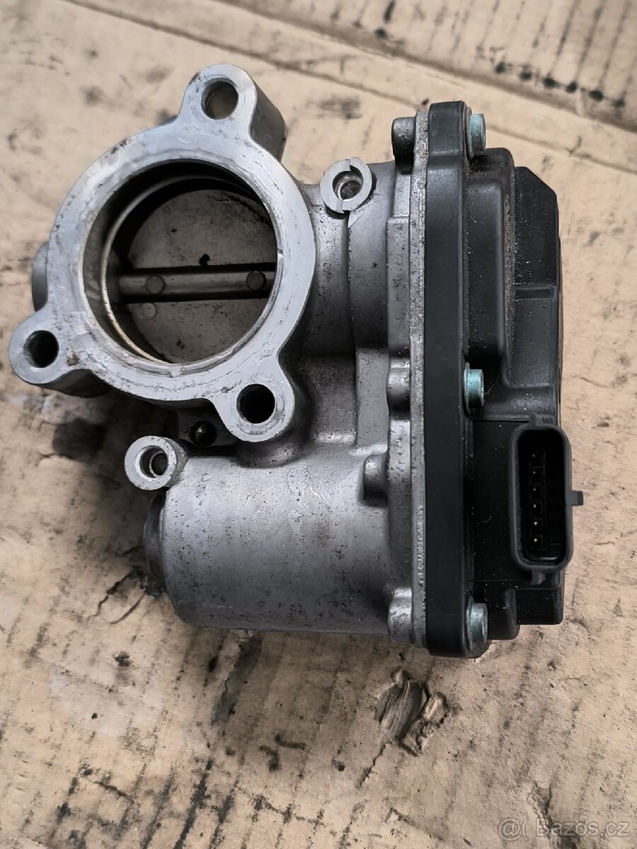 Dacia škrtící klapka 1,0 sce - 3