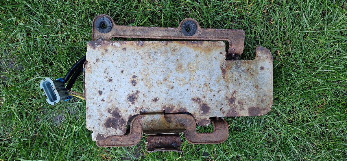 Vzduchový kompresor Cadillac SRX - 3