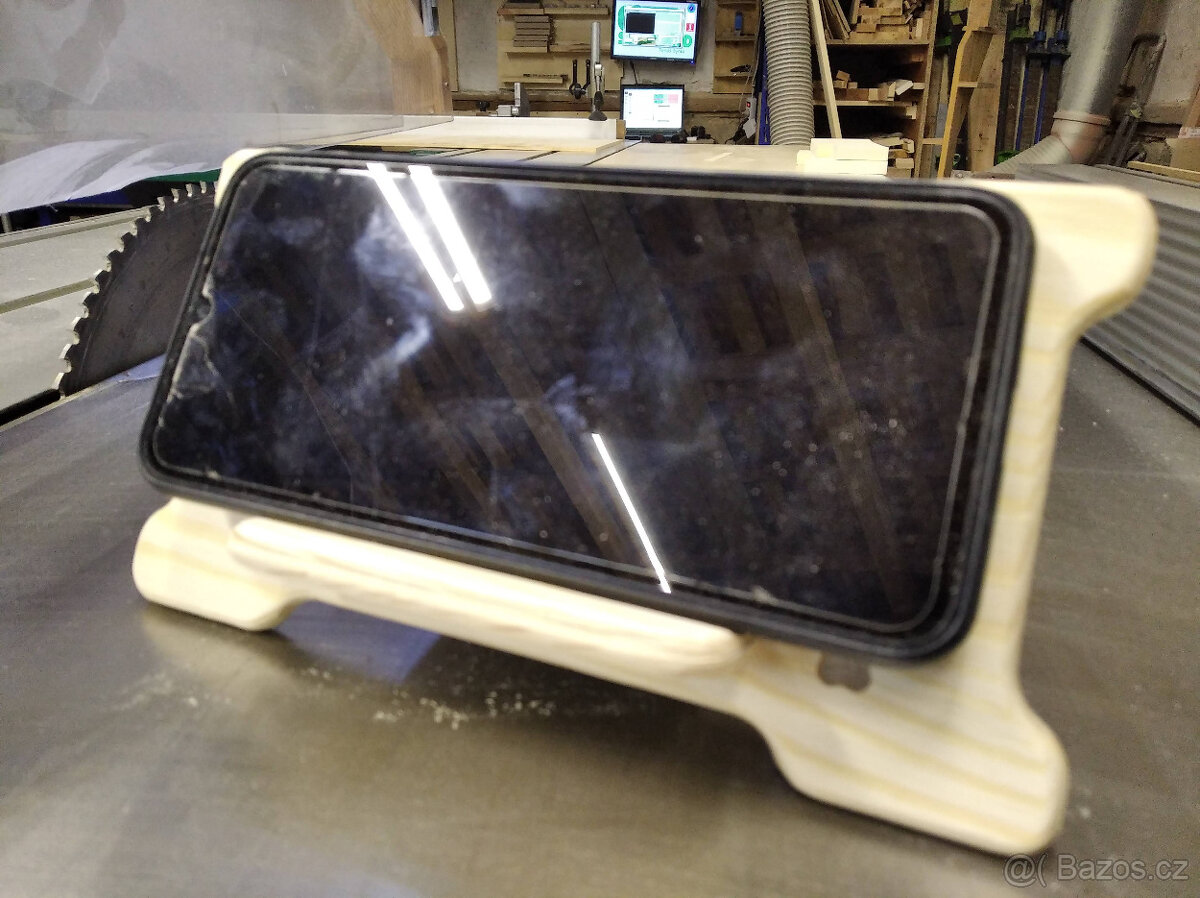 Stojan na mobil - 3