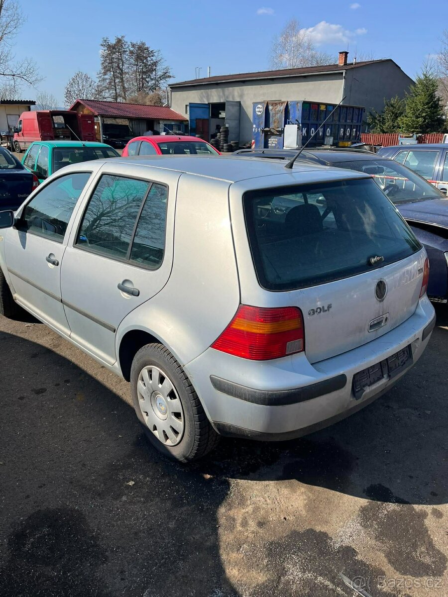 VW Golf 4 1.9 TDI - 3
