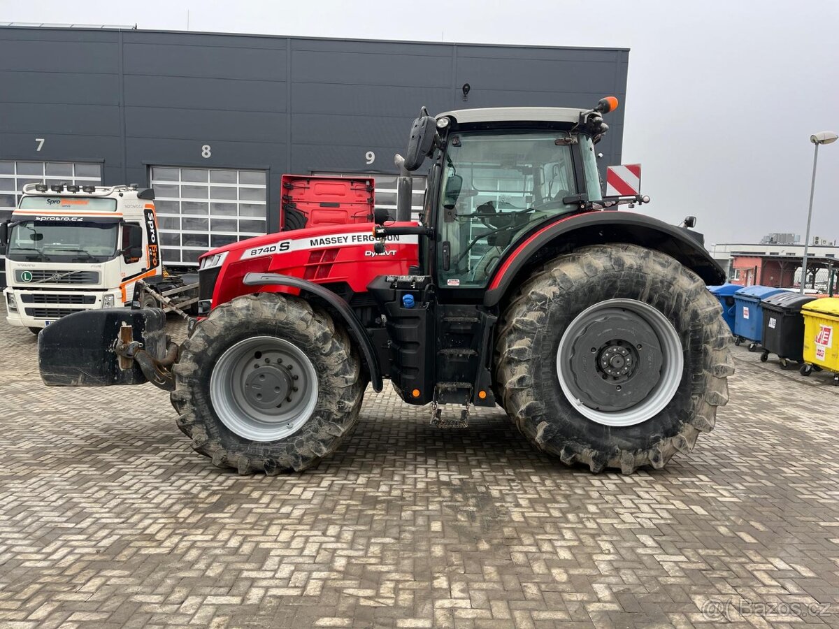 Massey Ferguson 8740 - 3