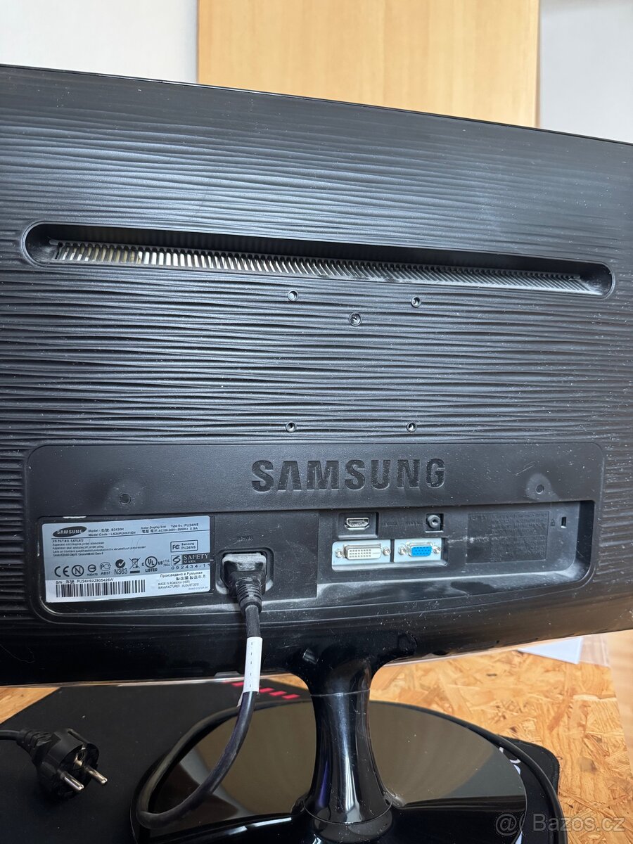 Monitor Samsung - 3