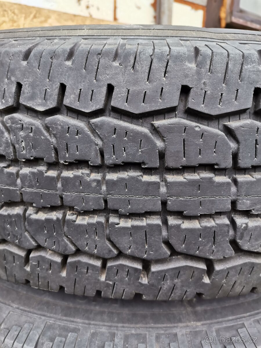 235/85 r16