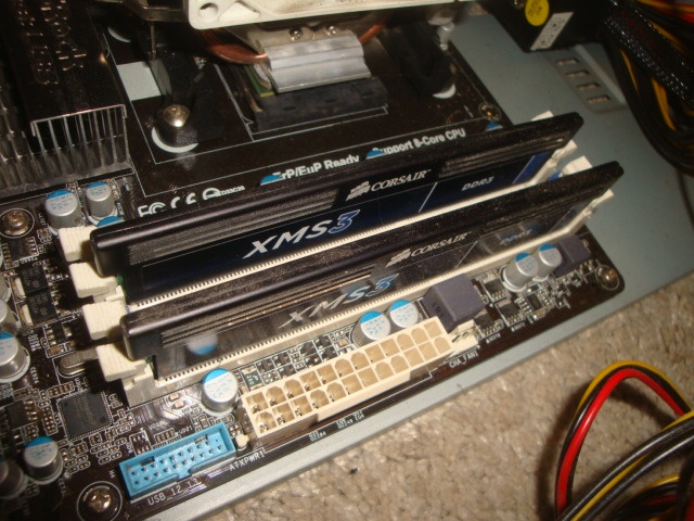 AMD Phenom II X4 970 @ 3500MHz ASRock 970 Extreme 4 - 3