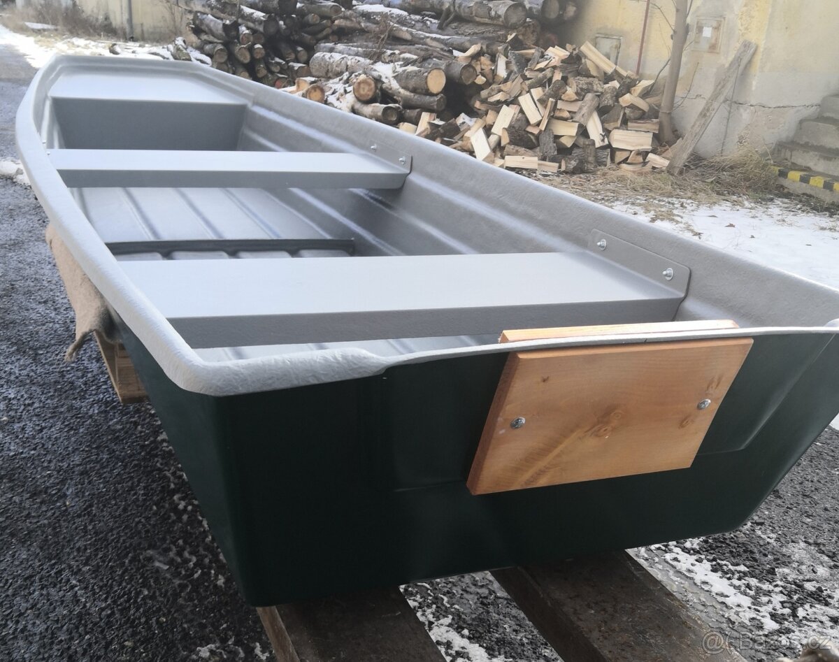 NOVÁ Rybářská Pramice 4M (50 kg) - Zesílená konstrukce - 3