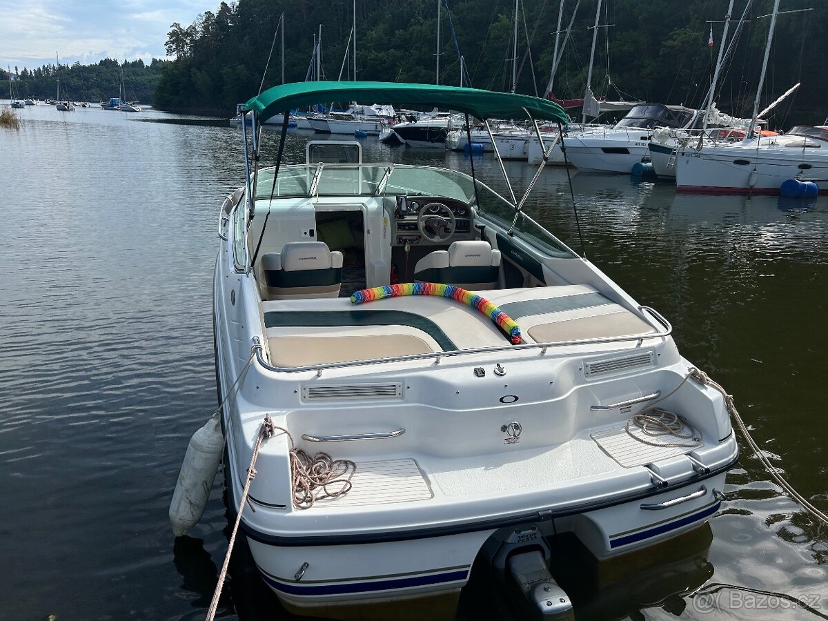 Motorový kajutový člun - 3