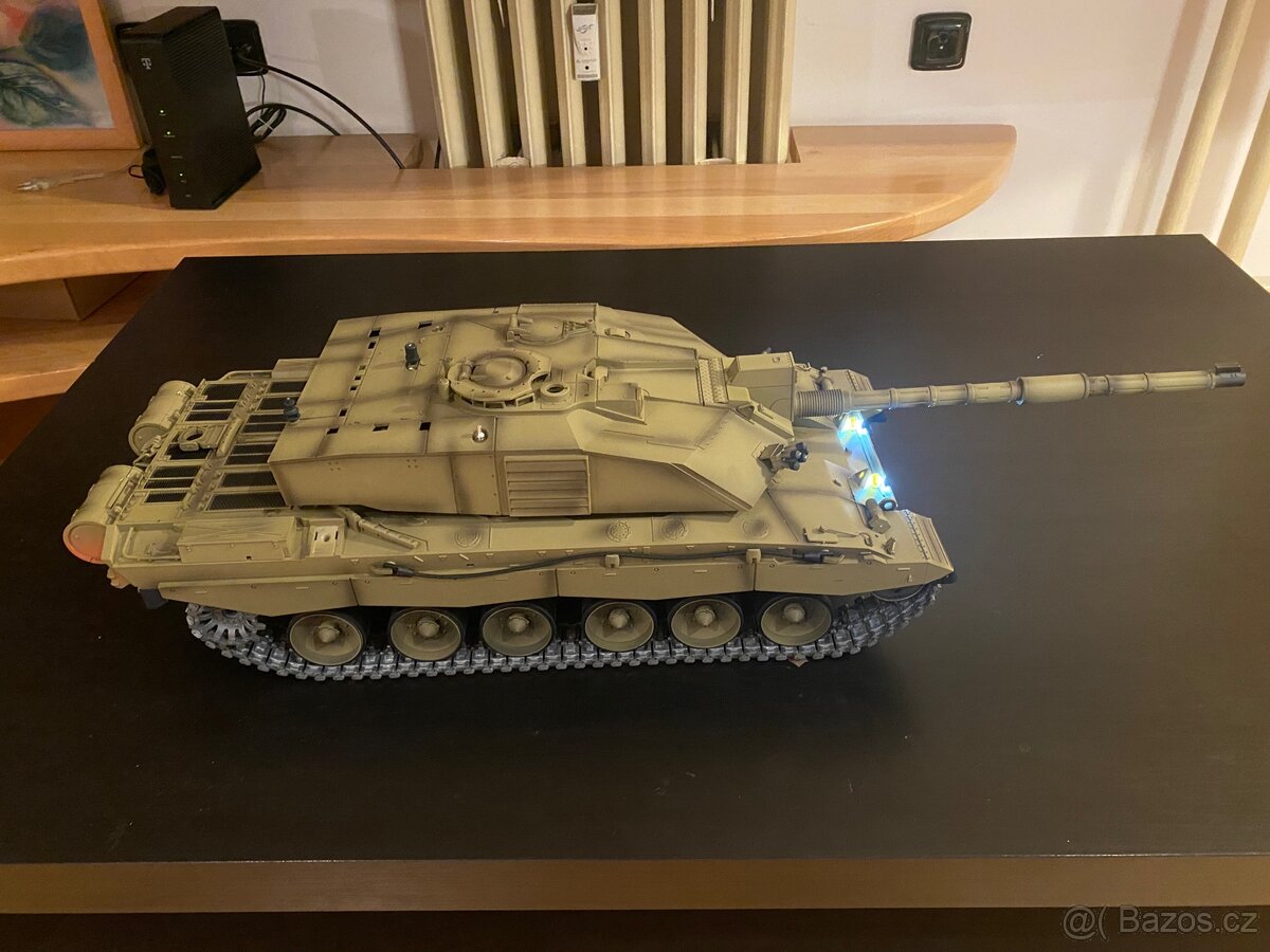 Challenger RC Tank 1:16 - 3