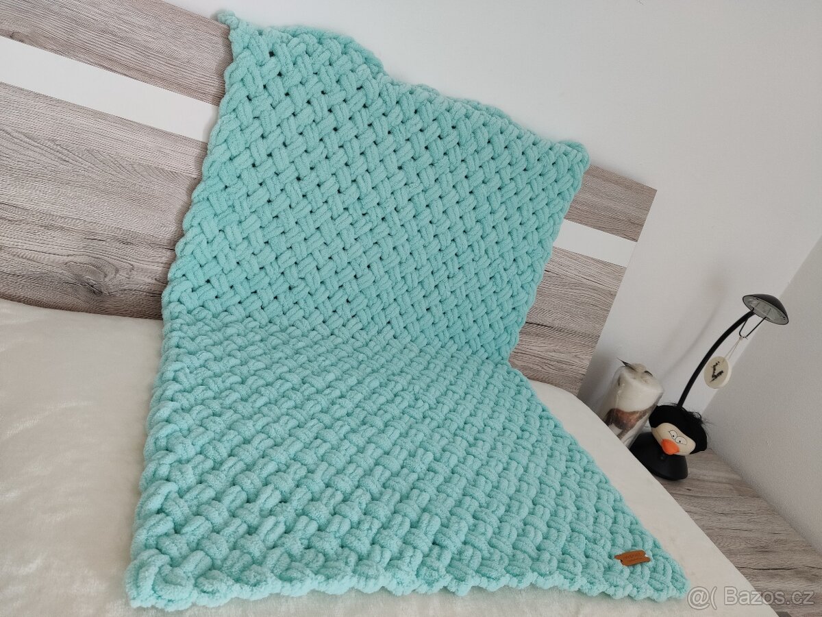 Pletená dětská deka mentolová - 3