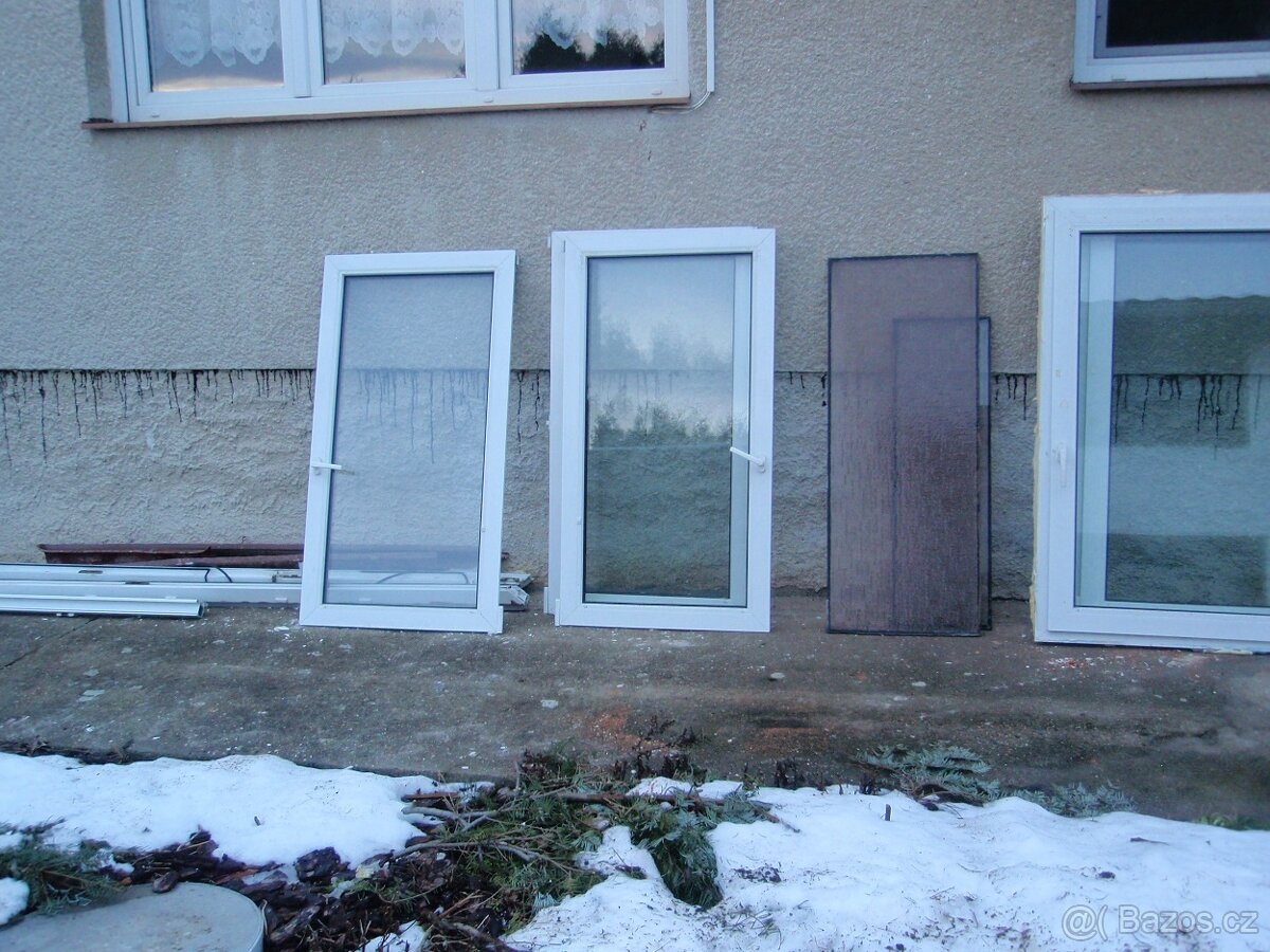 použité okna a dveře - 3