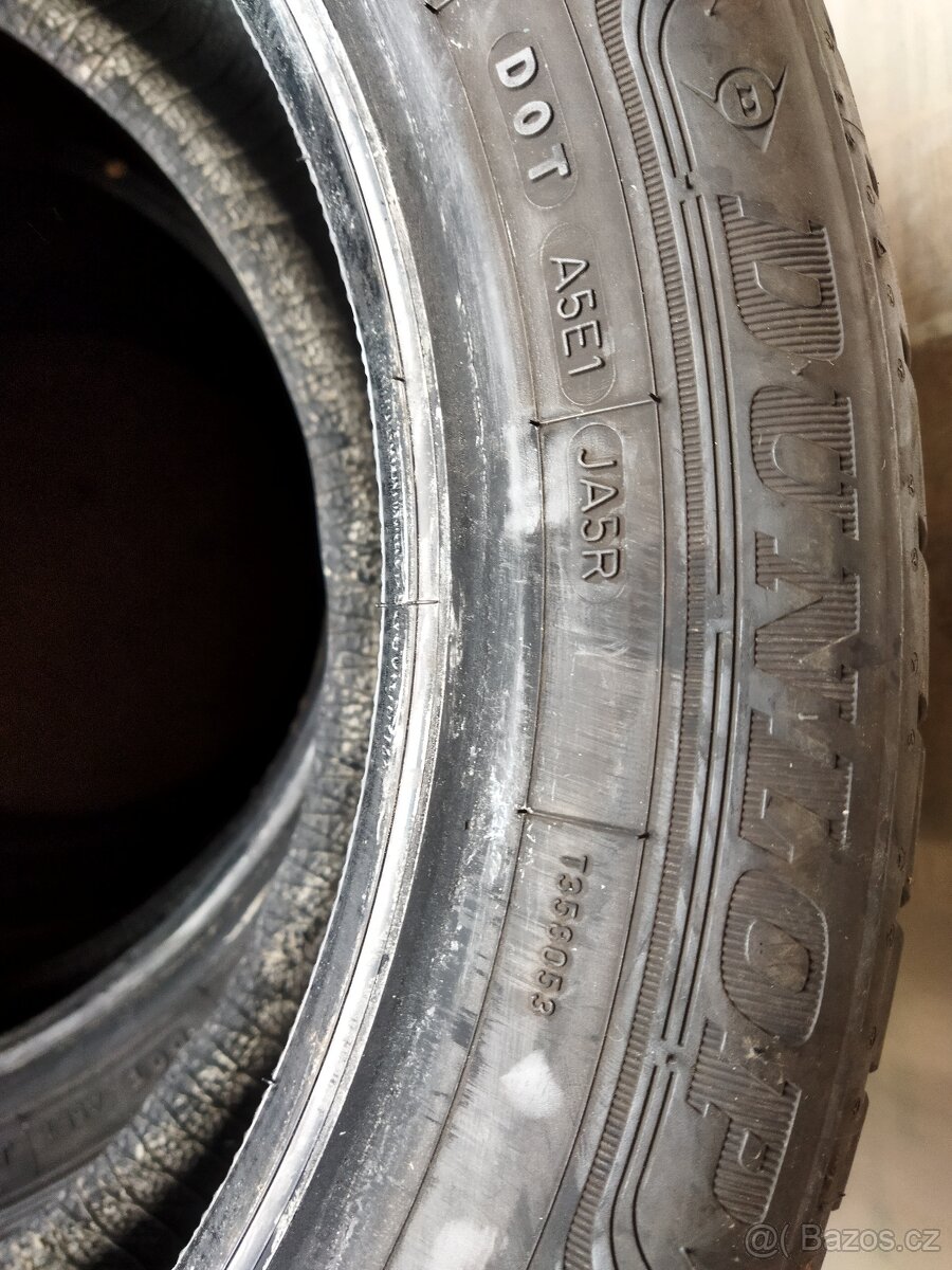 Prodám sadu letních pneu Dunlop 205/55/17 - 3